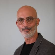 Shouk is now franchising! Plant-based is exploding, and Shouk helped to  light the fuse. Over the last five years we've built a cult brand that's  helping to reshape how America eats. Now,