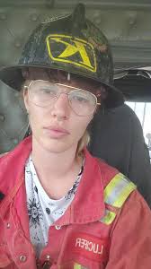 I am a fair weather rig mover. what is this!! #ladytrucker #oilfield  #winchtruck #fyp #truckertok #truckersoftiktok #rigmoversoftiktok  #femaledriver #kenworth #drillingrig