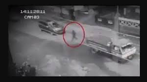 2020 paranormal video 2020 | ghost caught on camera 2020real ghost caught on camera in real life demons caught on. Ghost Caught On Camera Mysterious Shadow Passing Through Vehicles On Road Watch Video