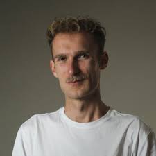 Simon Marshall (@veryrareSimon)