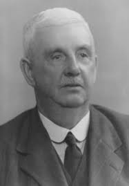 CAPTAIN DAVIES, BODINA