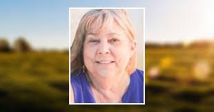 Sandy Sneed's Instagram, Twitter & Facebook