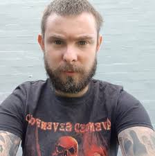 Looking for recommendations of tattoo studio in Weston, to do realistic  tattoo of the waterfall. Please add a picture, if possible of tattoos from  the place. Thank you 🙏