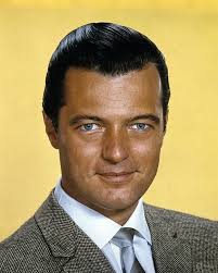 Just wondering if anyone has a copy of the year that John Fahnestock  performed The lead role in Camelot ..1970 ish. We used to have a vinel copy  but I have no