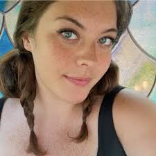 Is it worth grading Flareon Prismatic SAR full art cards professionally or  selling them ungraded?