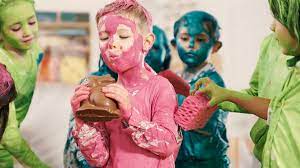 1,768 likes · 4 talking about this. Serranetga Wenn Sich Die Kinder Selbst Anstatt Die Eier Anmalen Werbung