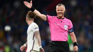 O víťazovi sa rozhoduje medzi víťazom ligy eredivisie a knvb cupu.zápas sa už tradične koná týždeň pred začiatkom ligy v auguste. Lbw30zwzbkbjhm
