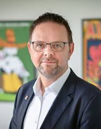 WIR WOLLEN MEHR WERDEN