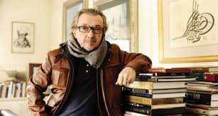 Unlu Yonetmen Osman Sinav Gizlice Bosandi Medyabey Medya Televizyon Dizi Ve Eglence Haberleri
