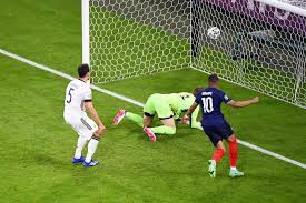 Mats hummels is devastated after his own goal divided the sides on 20 minutescredit: Hummels Own Goal Gifts France 1 0 Win Over Lackluster Germany Gunsnmoney
