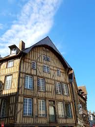Audrey Lallemand C Troyes Champagne Tourisme Champagne Colombage Visiter Troyes