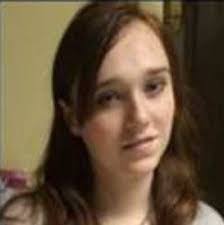 Kimberly Langer's Instagram, Twitter & Facebook