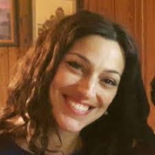 Laura Amodeo's Instagram, Twitter & Facebook