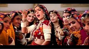 Ringa Ringa Slumdog Millionaire Copied From This Song Bollywood Music Bollywood Dance Bollywood Music Videos