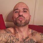 Robert Huntsinger's Instagram, Twitter & Facebook