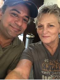 Some couple are living together but there mind is far from each other