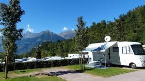 Camping In Meran Hotel Einsiedler Eremita Meran Sudtirol Urlaub Hallenbader