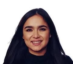 Lisa Osteraas's Instagram, Twitter & Facebook