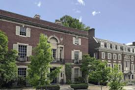 The amazon founder and ceo bought the warner estate in beverly hills from music and film executive david. Check Out All Of Jeff Bezos Monstrous Mansions And Properties