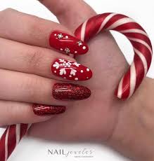 Trendy Manicure For The New Year 2020 Trends And Innovations Beautiful Photos Of The Ideas Of The New Year S New Year S Nails Manicure New Years Nail Designs
