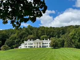 The Top Things to Do in Leesburg, VA and Loudoun County: Quaint Towns,  Villages and Wineries in NoVA — travelingmitch