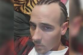 Gym-goer noticed a 'foul smell' when she went to work out at Planet  Fitness. Then a body was found inside a tanning bed