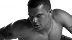 Padova, deve scontare 10 anni: torna in carcere l'ex ballerino Andy Milo