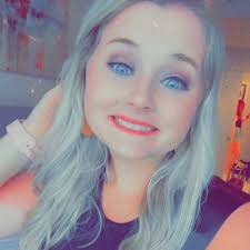 Caitlyn Hebert (@CaitlynHebert)