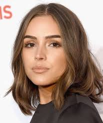 Your Brunette Hair Inspiration Guide For Summer Chestnut Hair Color Hair Color Light Brown Hair Styles