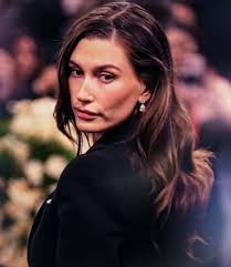 Hailey Bieber AURA: Stunning Edits and Insights