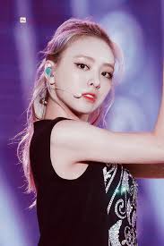 Pin By Marcus Martinus Turkey On Shin Yuna Itzy Itzy Kpop Girl Groups Kpop Girls