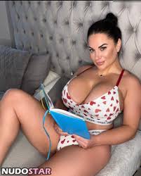 sophie_lawson_x  sophielawson_x Nude Leaks OnlyFans Photo 2 - NudoStar
