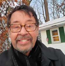 Larissa Liveir Guitar