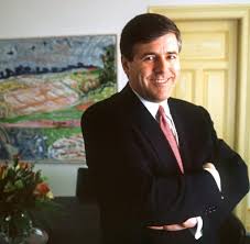 Josef ackermann, the former head of deutsche bank <dbkgn.de>, resigned on thursday as chairman of zurich insurance <zurn.vx> over the apparent suicide of the swiss insurer's finance chief. Abschiedsbilanz Ackermann War Der Richtige Fur Die Deutsche Bank Welt
