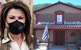 Ούτε η καρντάσιαν τόσες hermes. Apokleistiko Sto Mayrommati Toy Dhmoy Moyzakioy H Gianna Aggelopoyloy Daskalakh Mouzakinews Gr