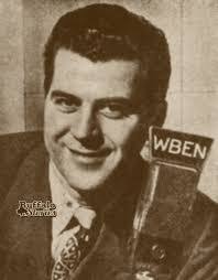 Warren Kelly's Instagram, Twitter & Facebook