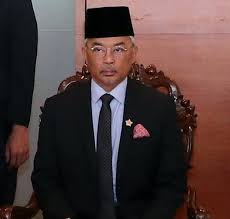 Tengku ahmad shah tengku muhammad iskandar. Al Sultan Abdullah Ri Ayatuddin Al Mustafa Billah Shah Ibni Almarhum Sultan Haji Ahmad Shah Al Musta In Billah Wikipedia Bahasa Melayu Ensiklopedia Bebas