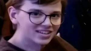 Razvajeni morilec Kosta ima novo nenavadno željo: hoče, da ga v  psihiatrični kliniki obišče ...