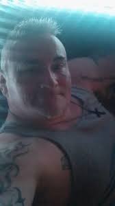 hi everyone! was just wondering if there was any women only group chats or  facebook groups? younger girl here tryna make friends and don't know where  to start😅 thankyou!!❤️