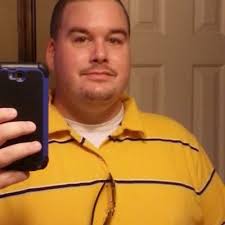 Adam Petrowski's Instagram, Twitter & Facebook