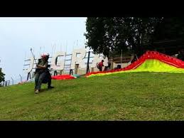 Aktiviti Paragliding Di Bukit Jugra Banting Diary Mama Paragliding Park Slide Park