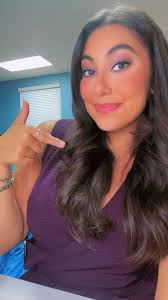 RARE SIGHTING: Reina wearing K-State purple😳