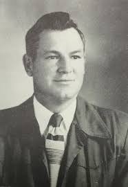 73-74 Mason County Golf team. Robert Walton, Billy Frazier, Ron Henson,  Steve Manning, Greg Donegan Taylor Wood, Mike Mattingly, Bill Shugars and  Bud Wooten-Coach