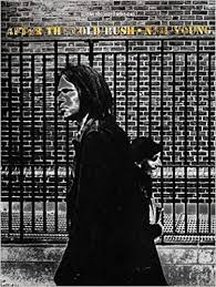 In the 15 months between the release of everybody knows this is nowhere and after the gold rush, neil young issued a series of recordings in different styles that could have prepared his listeners for the differences between the two lps. After The Gold Rush Songbook Fur Gitarre Young Neil Amazon De Bucher