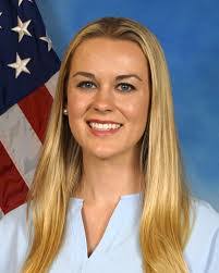 Natalie Everett's Instagram, Twitter & Facebook