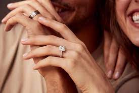 6 New Year S Resolutions Worth Sticking To This Season Wedding Ring Photography Amazing Wedding Rings Jewelry Rings Engagement