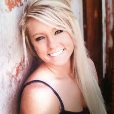 Melanie Stratton's Instagram, Twitter & Facebook