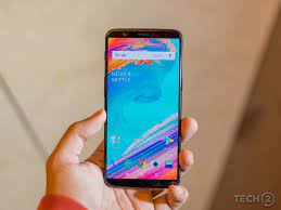Tidak hanya di dunia droid, drone, gadget ar, dan vr, smartphone juga mengalami perkembangan yang sangat drastis. 7 Smartphone Terbaik Yang Menjadi Pilihan Kami Sepanjang 2017