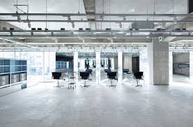 The atmosphere is relaxed and the space is unique. Frame This Osaka Hair Salon Embodies Less Is More As A Design Concept