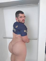 DoddySilvaXXX on X: Hice casting para una peli porno y terminaron  culiandome hasta los de las cámaras😫, la primera foto es de como llegue y  la segunda de como llegue a mi